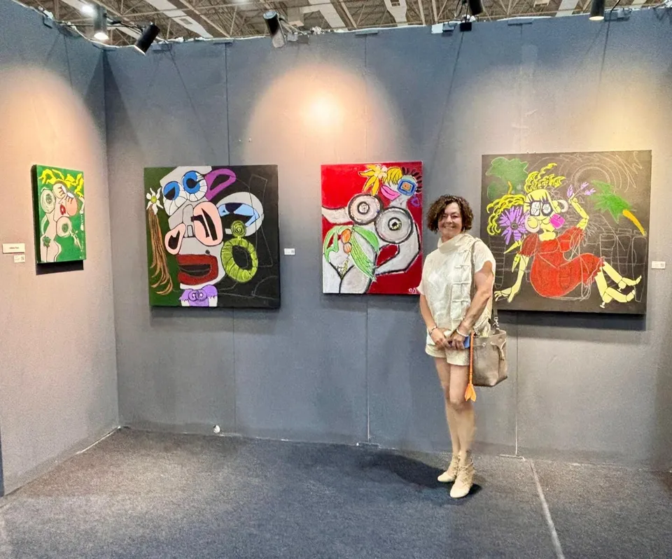 Izmir International Antiques and Art Fair — exhibition with paintings by Nilüfer Örel